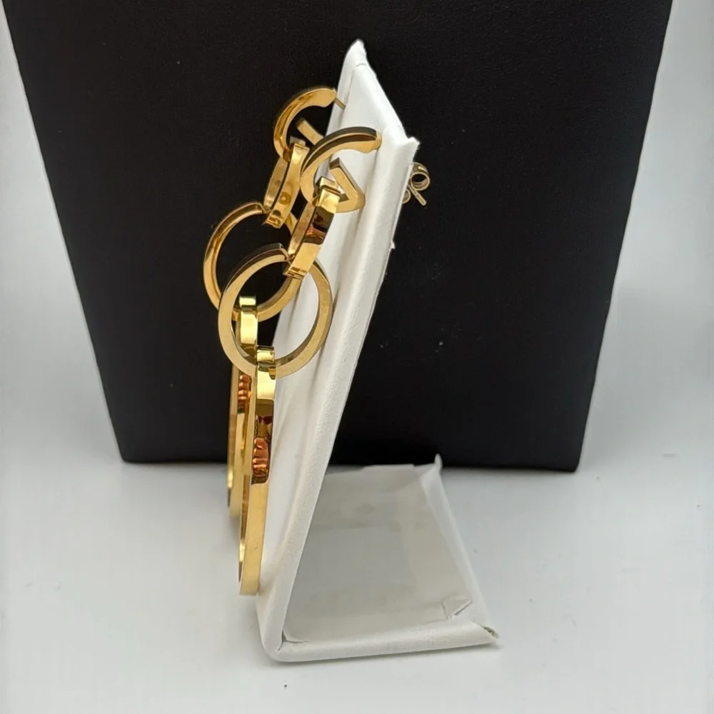 N/A gold tone